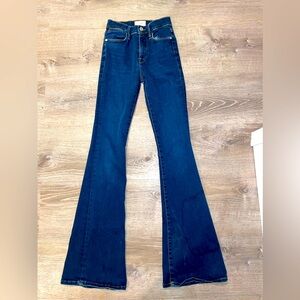 Frame luxury designer denim bellbottom wide leg jeanss size 24